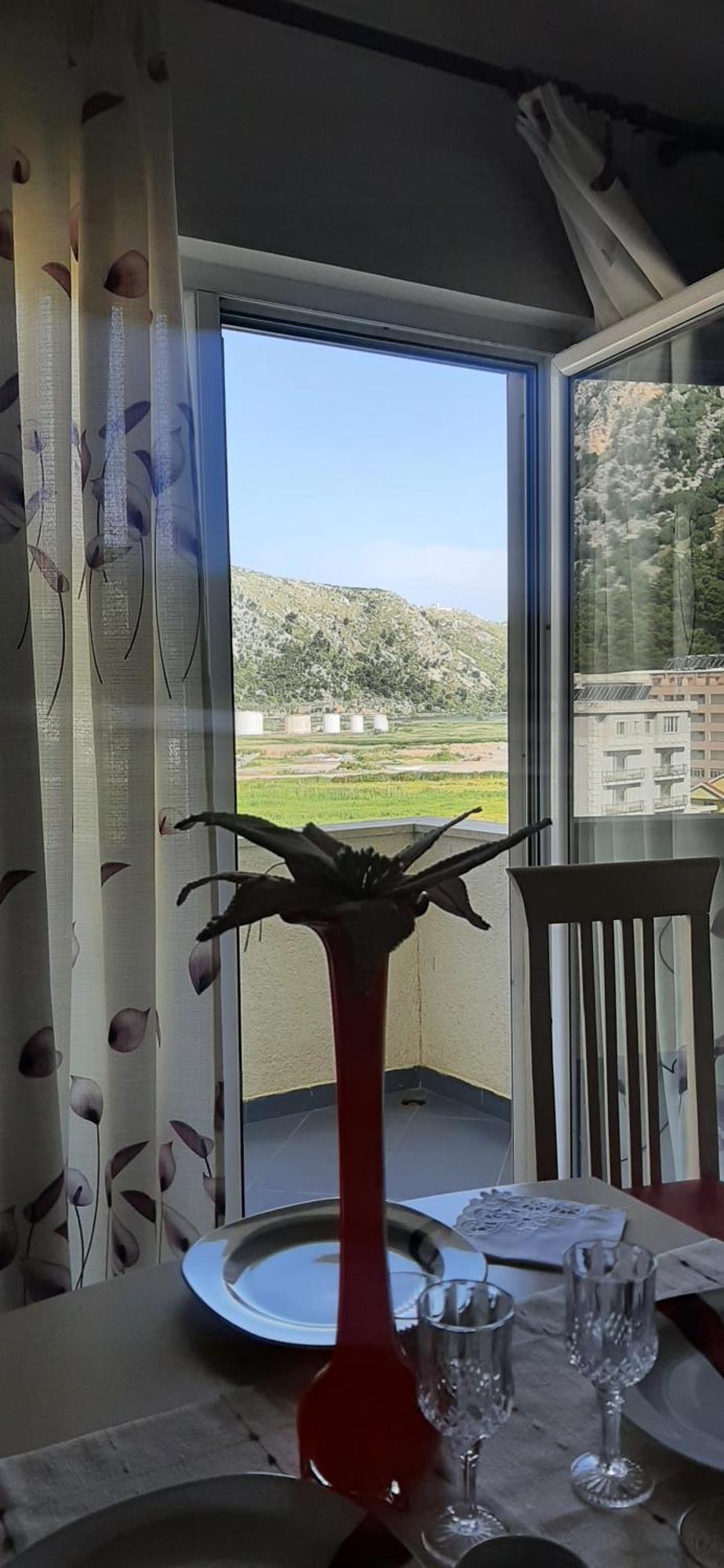 Sea View1 *